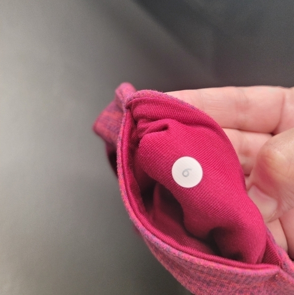 LULULEMON legging -Lululemon size 6 - Picture 5 of 8